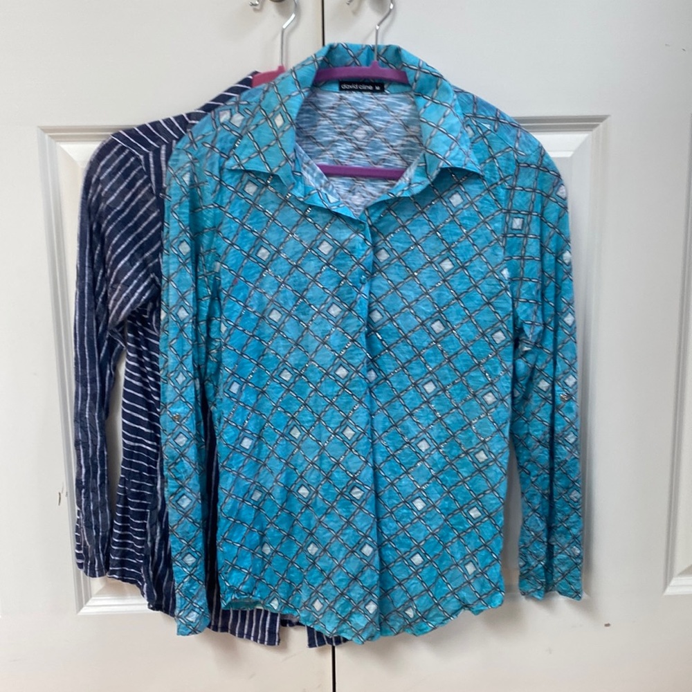 David Cline medium bottom down sequence detail soft shirt. Gently worn